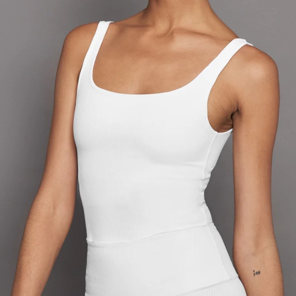 Carbon38 Ribbed Tank